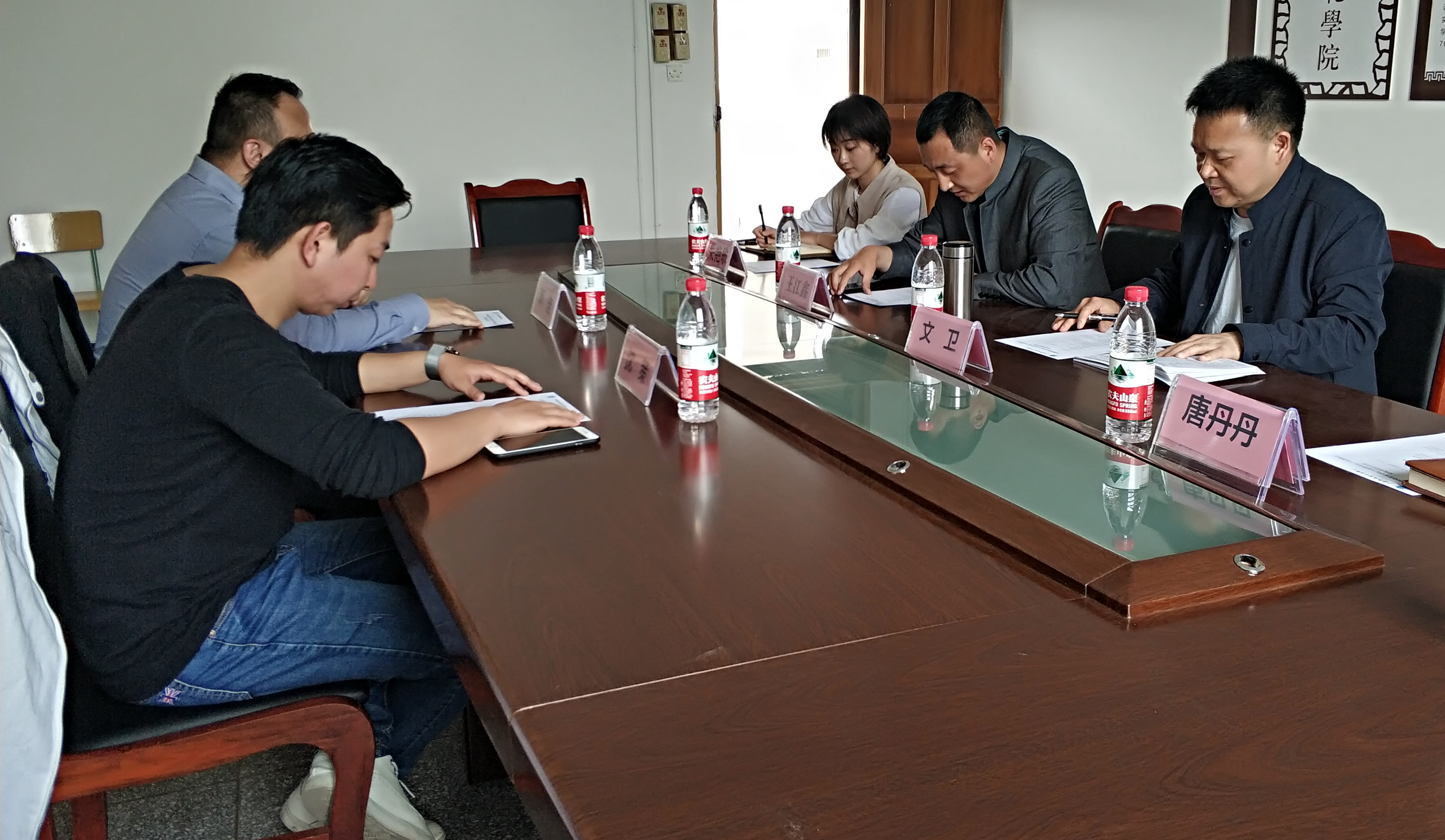 732583184442172348 732583184442172348